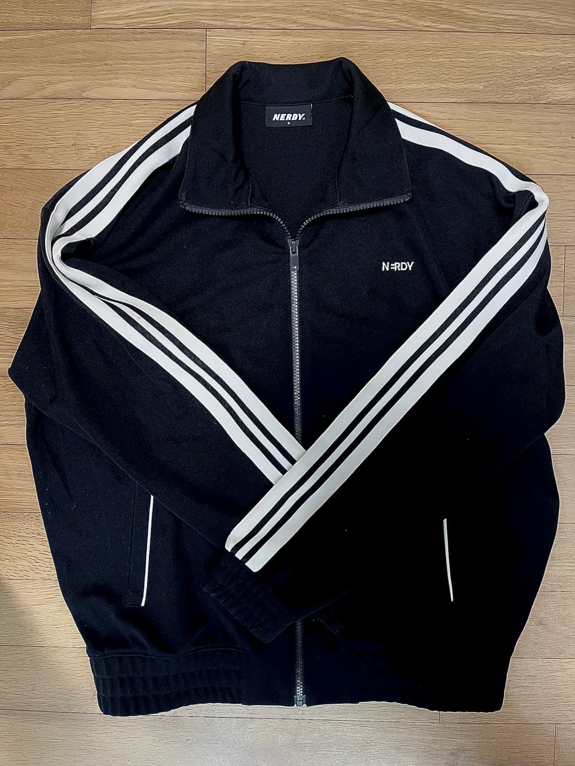 널디 블랙 트랙탑 져지 집업 (공용S) 상품이미지1