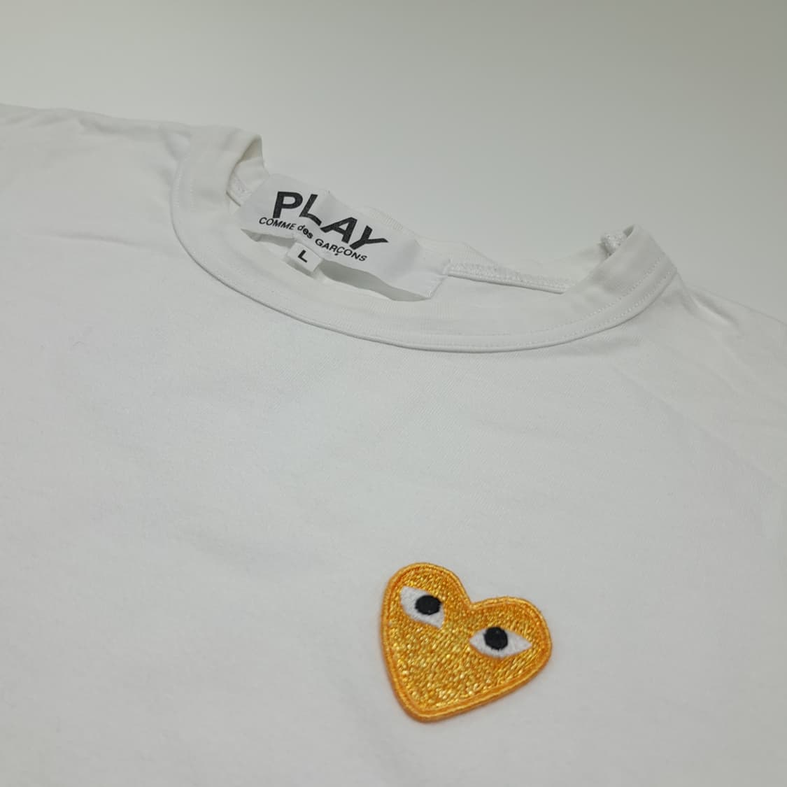 CK115 L 꼼데가르송 일본판 골드하트 화이트 티셔츠 반팔 상품이미지4