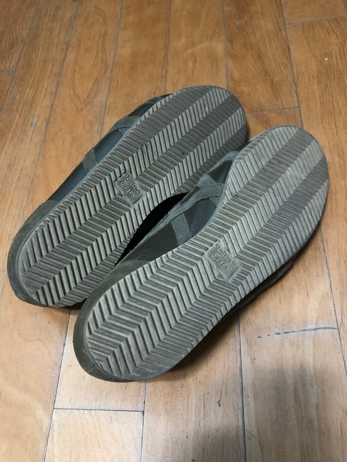오니츠카타이거 코르세어 스니커즈 카키 255 상품이미지8