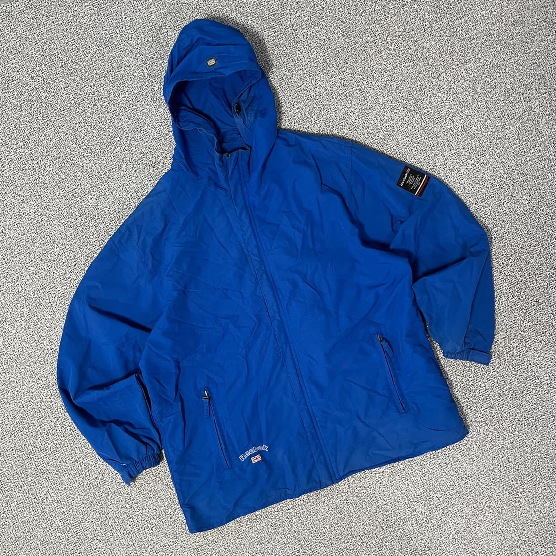 Reebok 바람막이 상품이미지1
