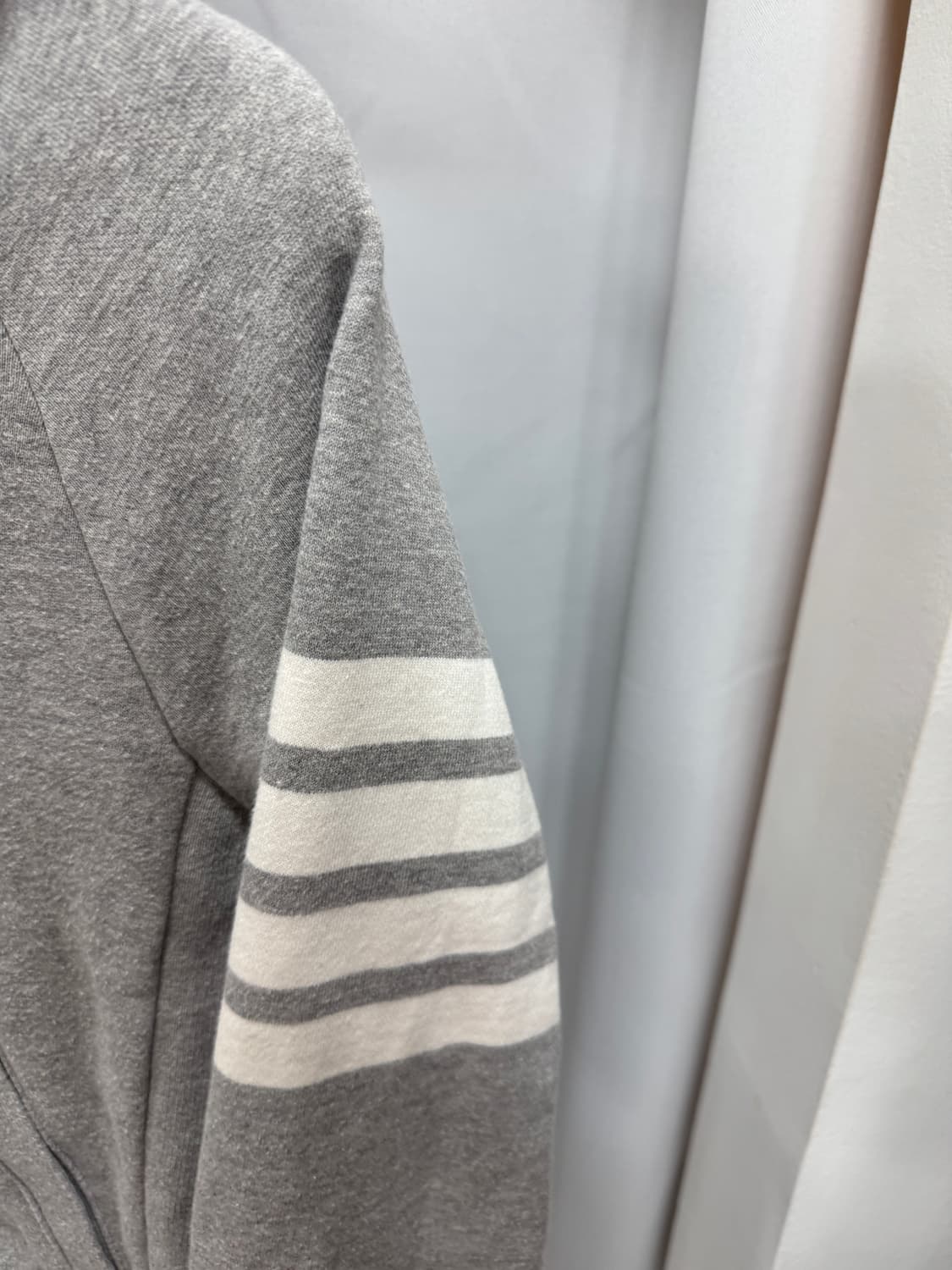 백화점판 톰브라운 사선 후드집업 2사이즈  상품이미지2