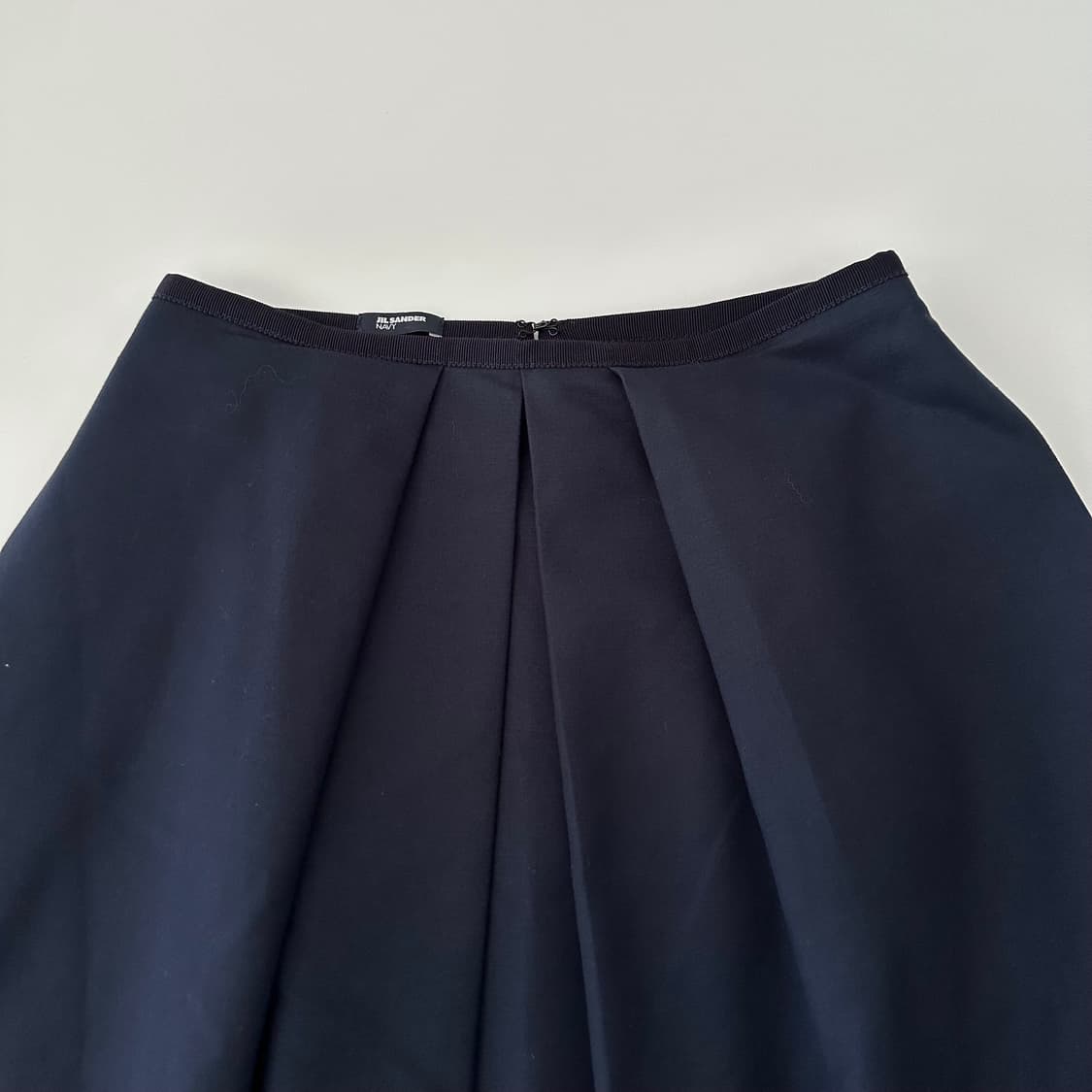 질샌더 네이비 jil sander navy 미디 스커트 상품이미지2