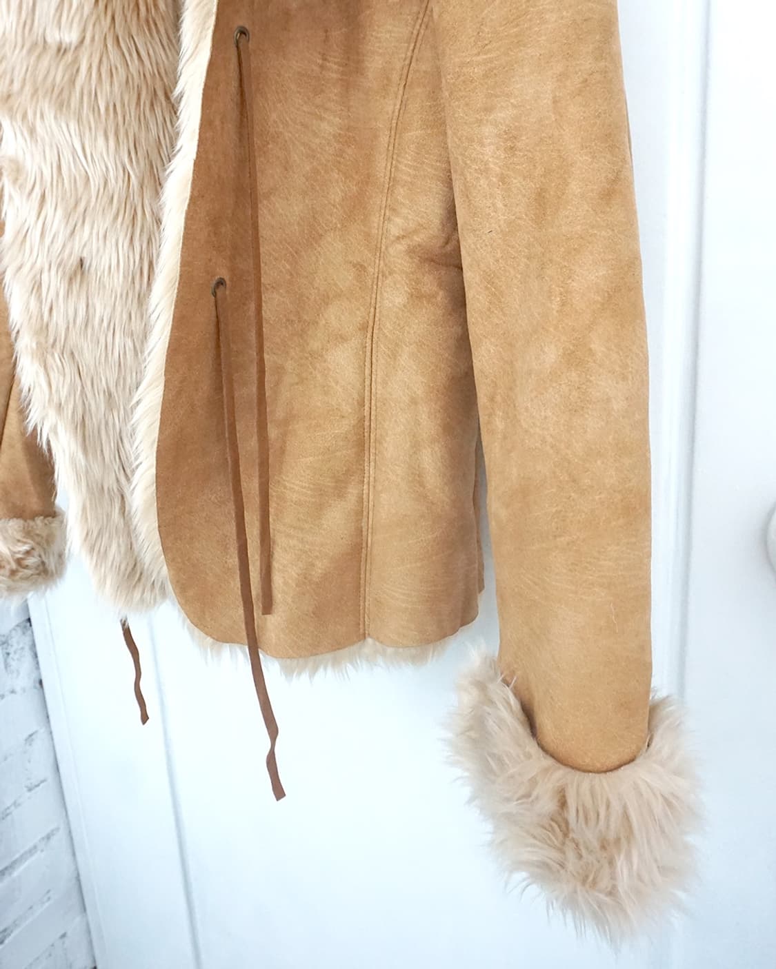 Cecil mc bee  무스탕 퍼 자켓 (새제품) 상품이미지4