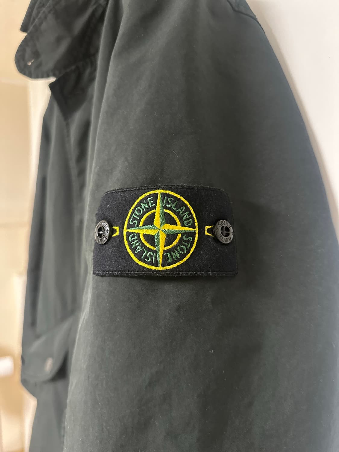 스톤아일랜드 블랙 코트 771570549 V0029  XL 실측기재 상품이미지4