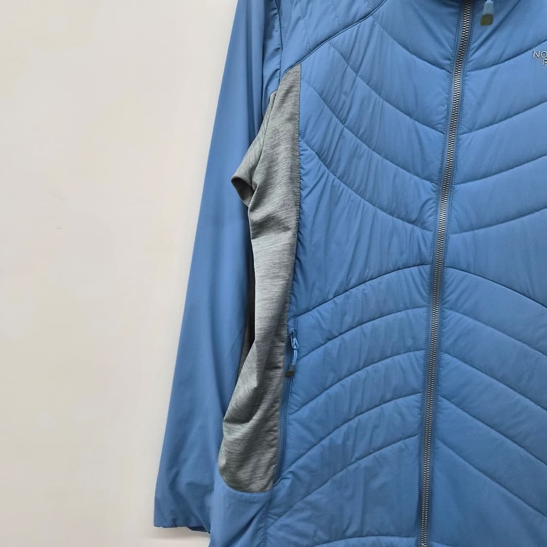 노스페이스 경량 패딩 자켓 블루 여성 L 상품이미지2
