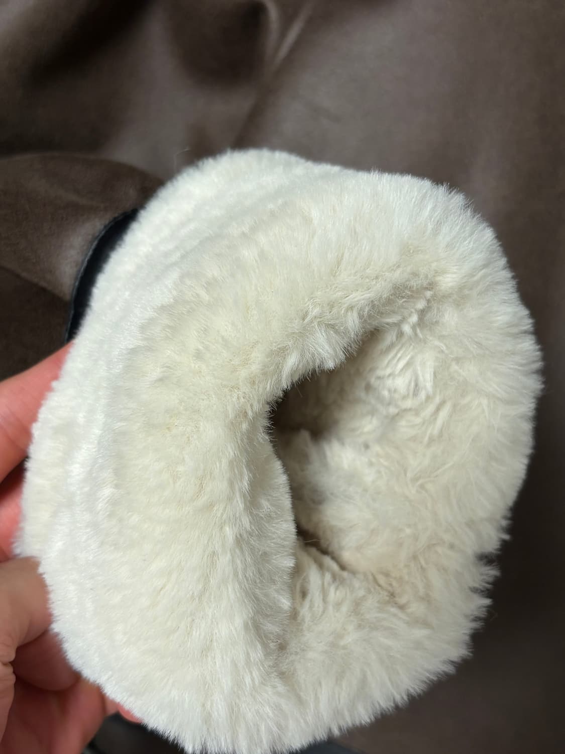 도프데이슨 하이넥 레더 무스탕(새상품) 상품이미지3