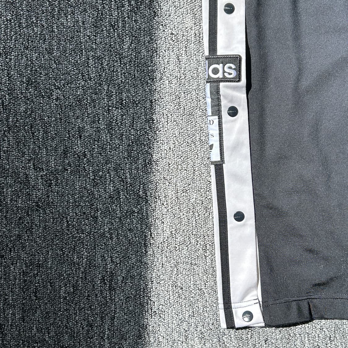 아디다스 아디브레이크 스냅 트랙 팬츠 상품이미지3