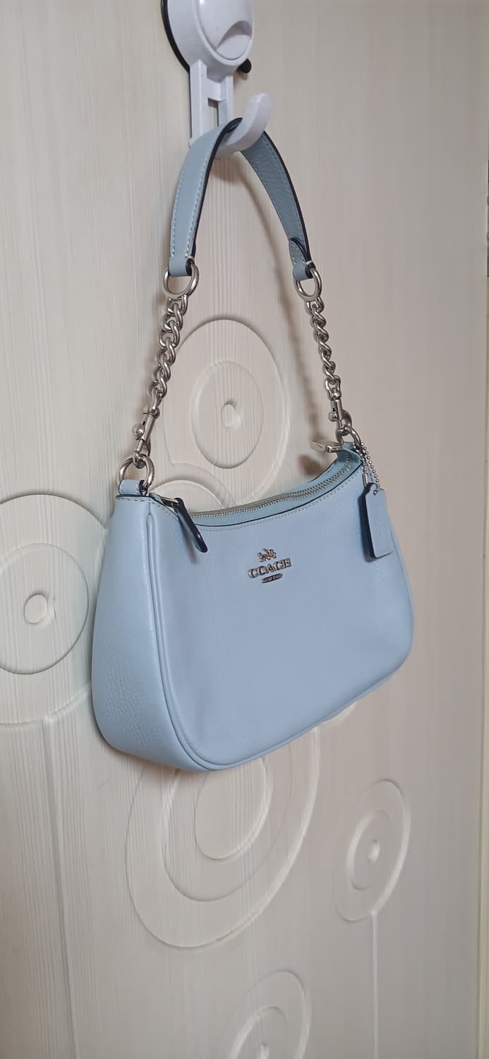 코치 테리 숄더백 상품이미지2