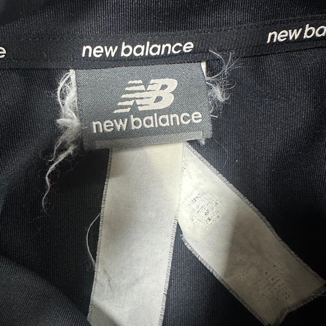 ✨ (바배) 뉴발란스 블랙 트레이닝 집업  상품이미지3