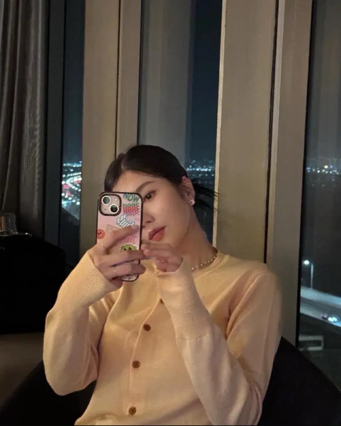 xxs 비비안웨스트우드 가디건 베아 페일옐로우 노랑 캐시미어 브이넥 자수 상품이미지5