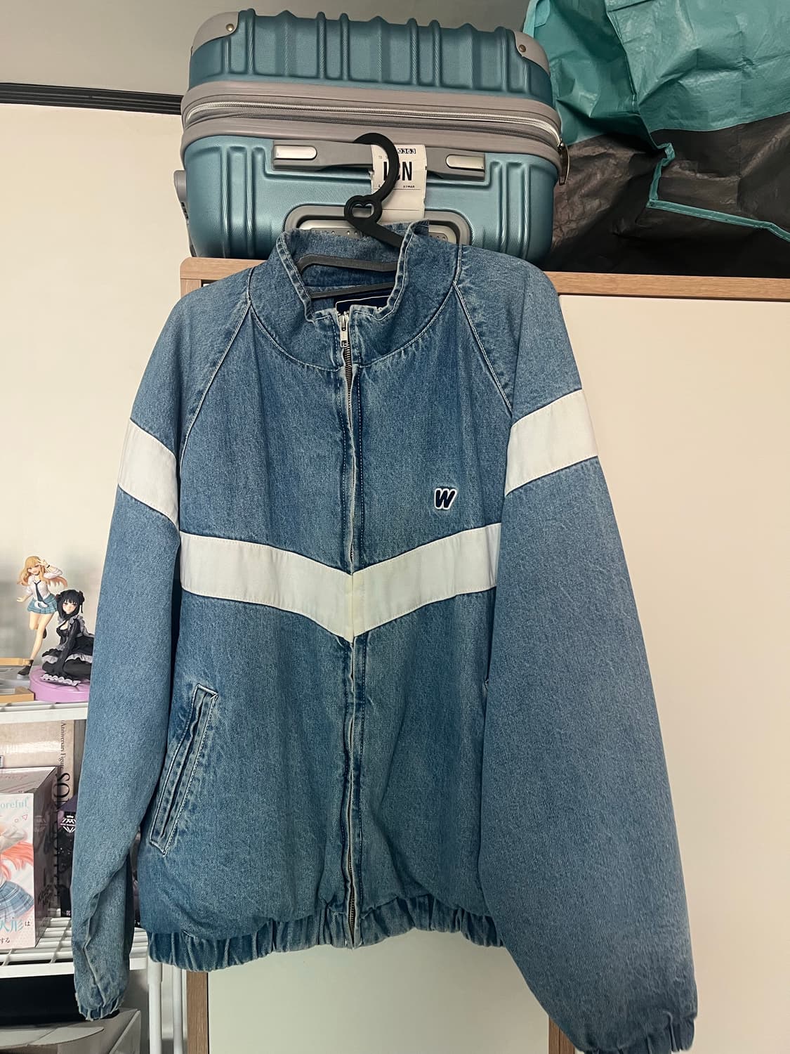 위캔더스 IPFU데님자켓 DP 구교환 상품이미지1