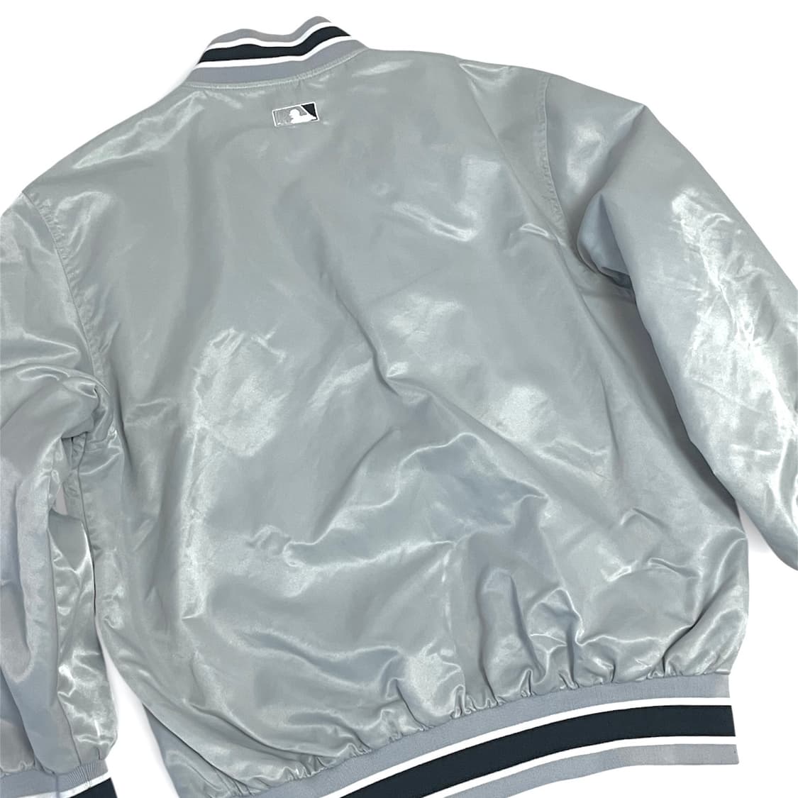 [MLB] 엠엘비 뉴욕 양키스 실버 야구 점퍼 자켓 바시티 상품이미지2