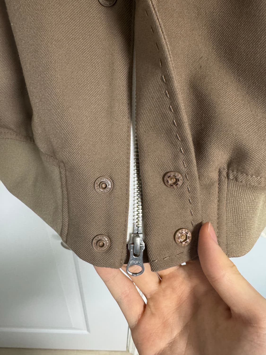 인템포무드 러닝 스티치 스타디움 점퍼 m사이즈(새상품) 상품이미지6