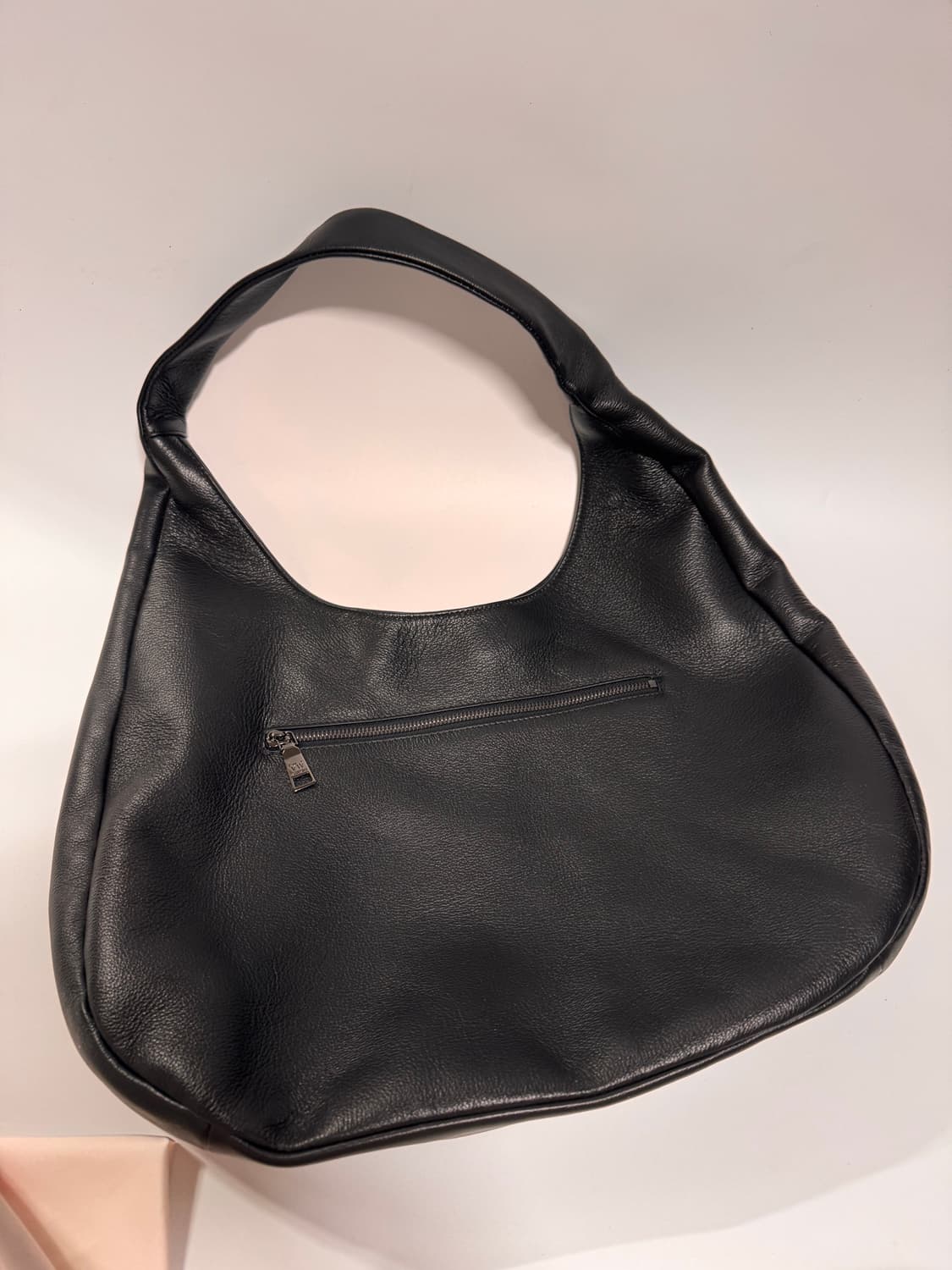 베라왕 샹스 블랙 가죽 호보백 상품이미지2