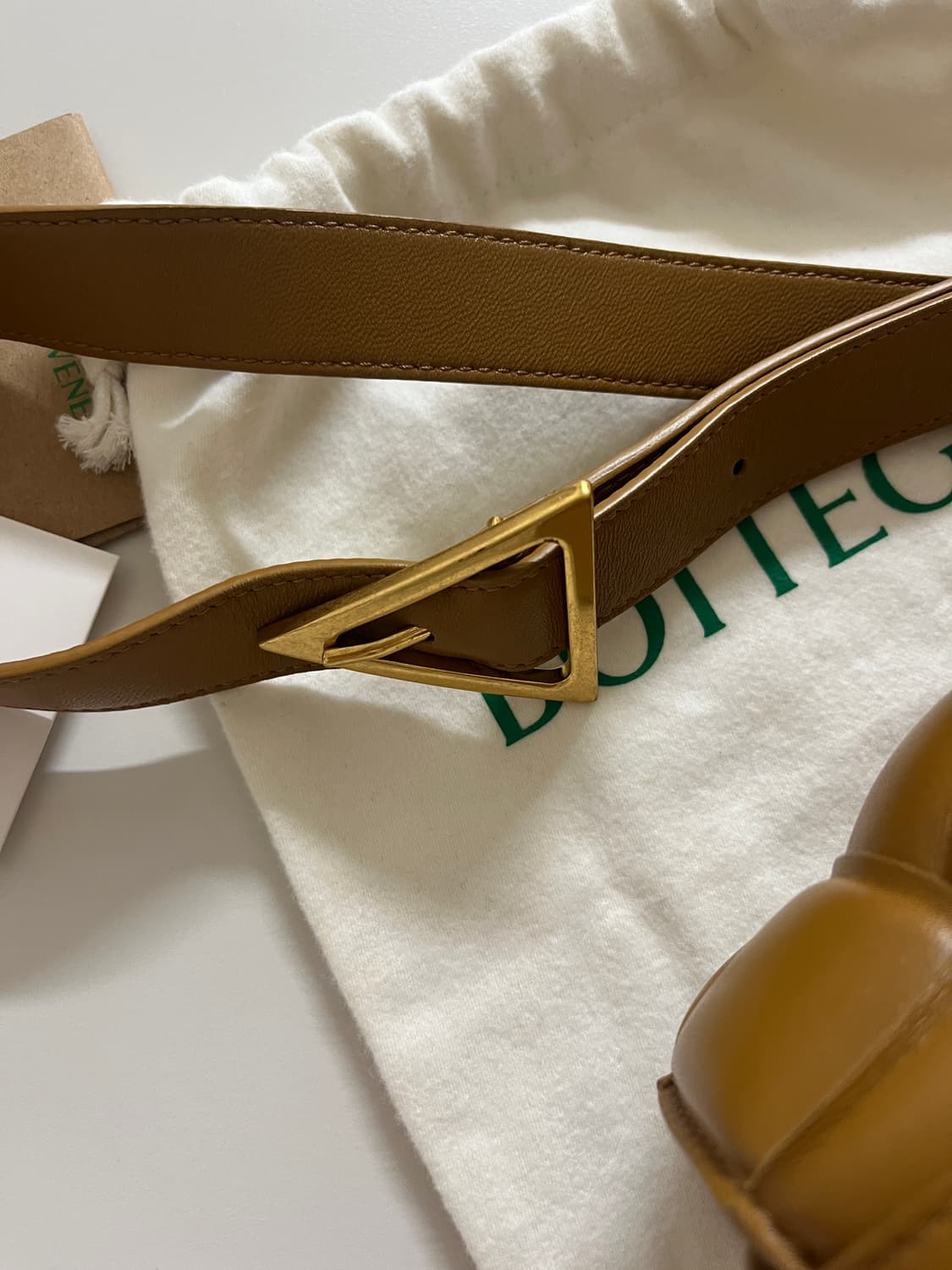 보테가베네타 패딩 카세트백 상품이미지5