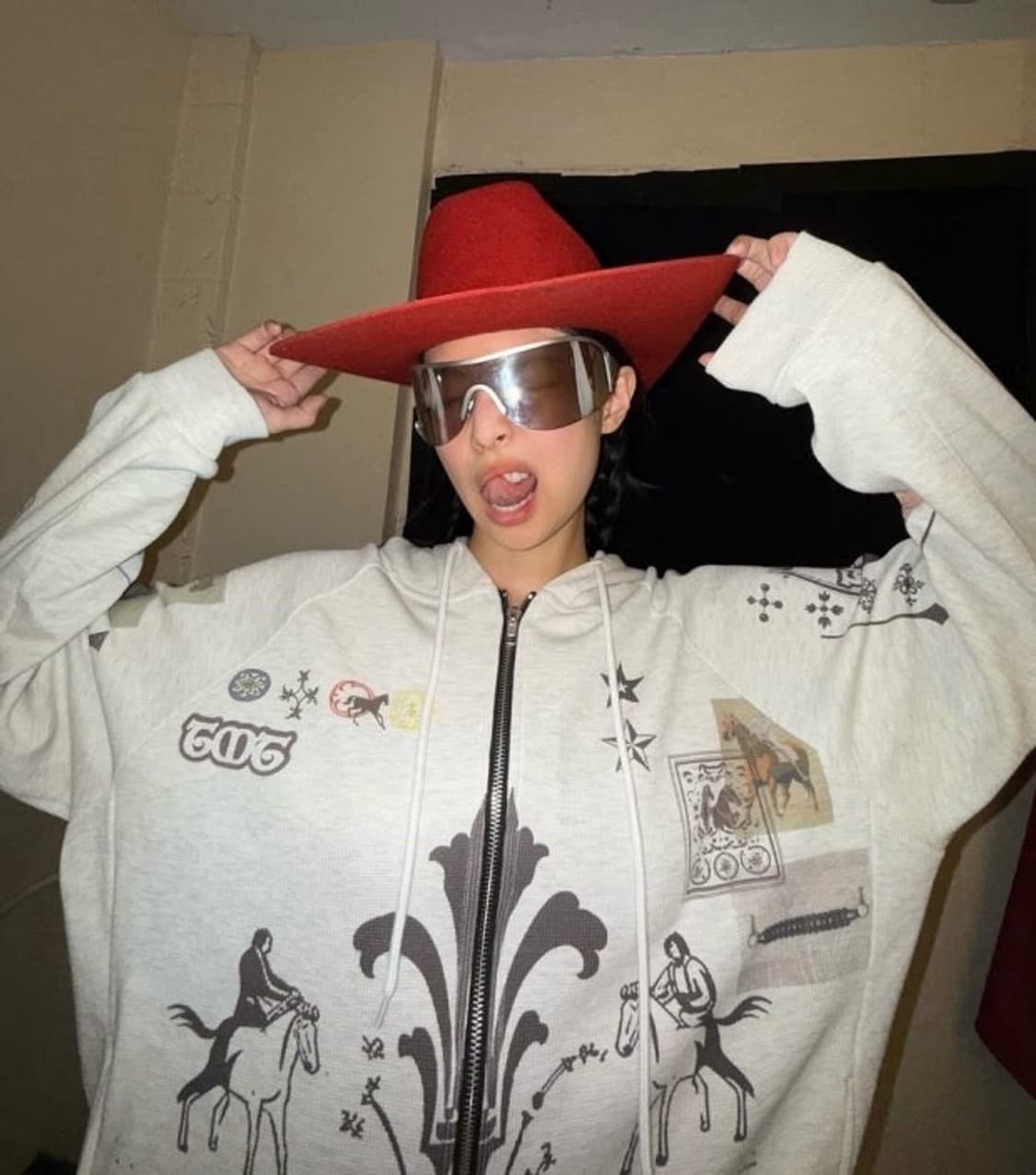 Toomuchtax 후드집업 상품이미지2