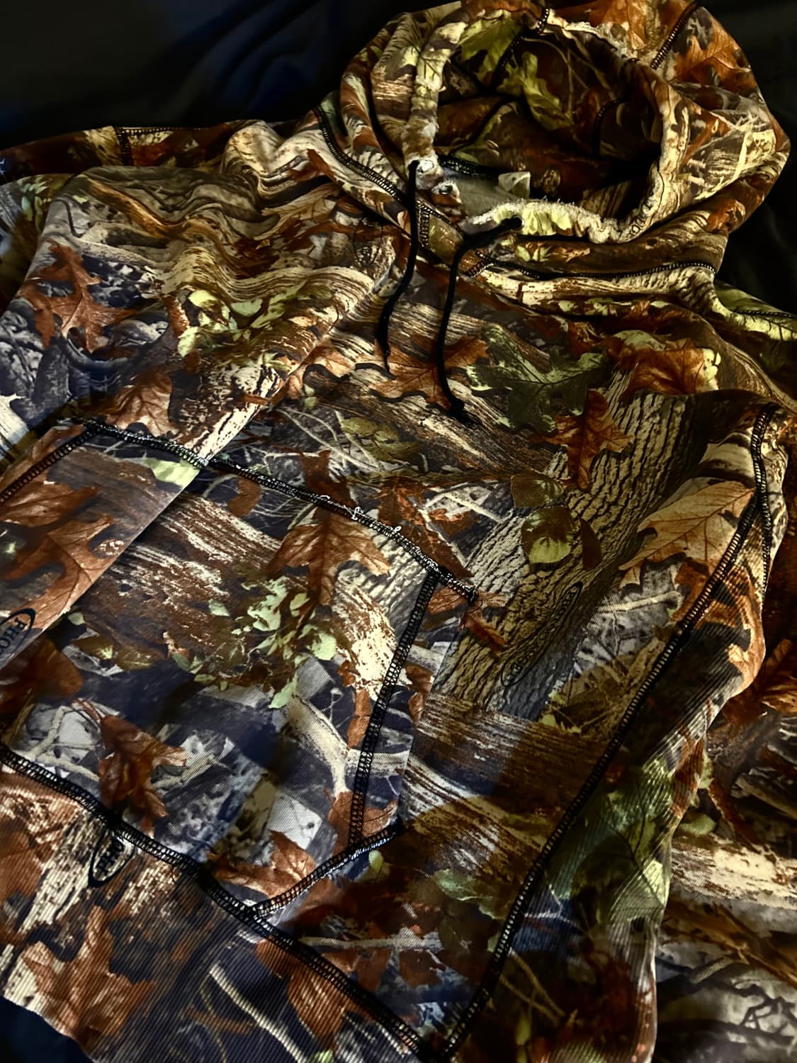 Dead Leaves Pattern Hoodie 상품이미지2