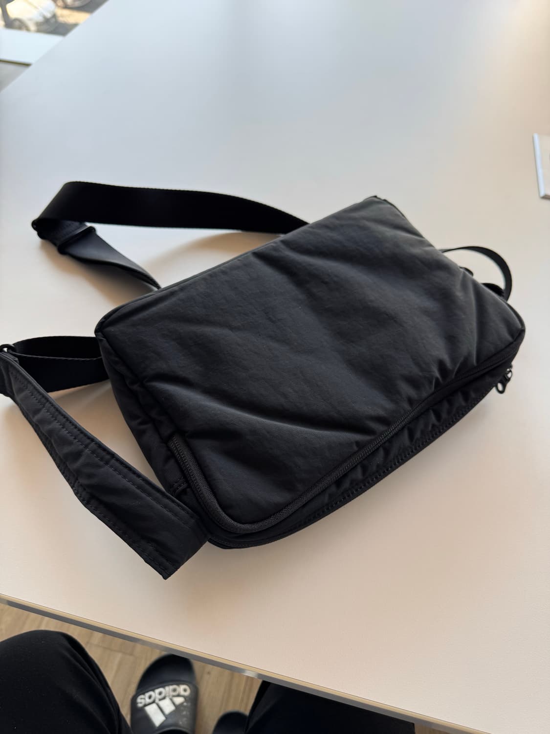 스위치 시티보이즈 004 크로스백 블랙 상품이미지2