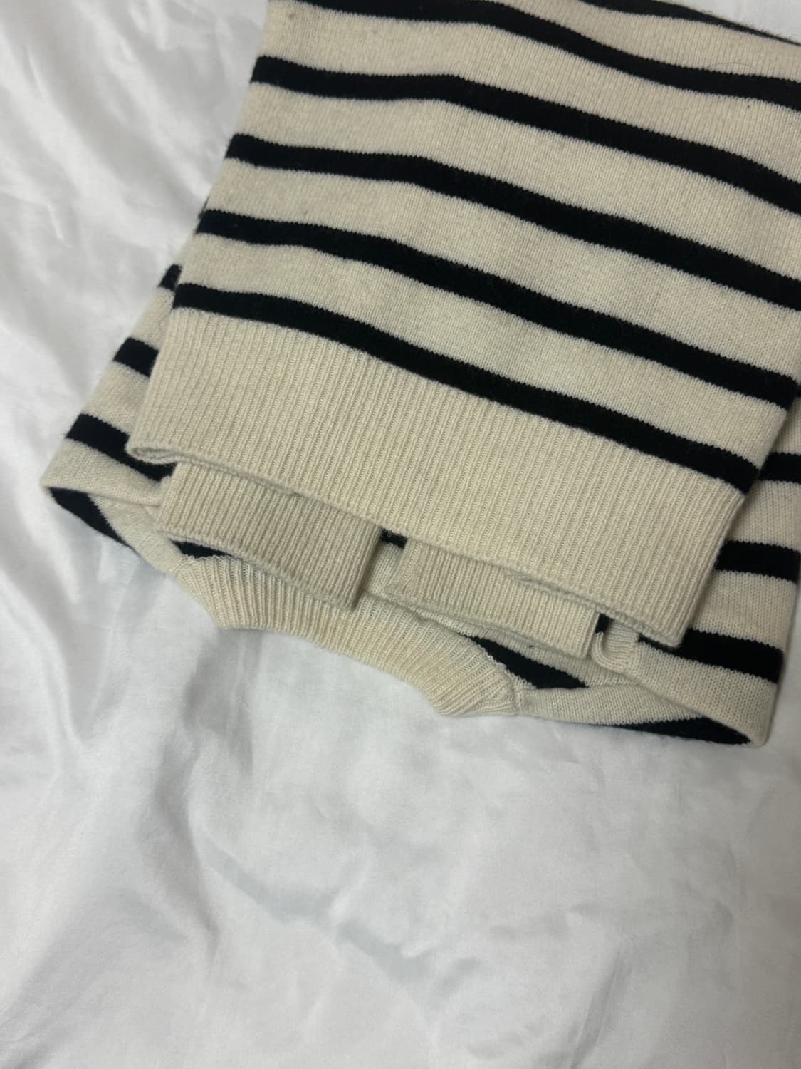 브랜디드 라운지 울 스프링 니트 아이보리 스트라이프 M 판매 상품이미지2