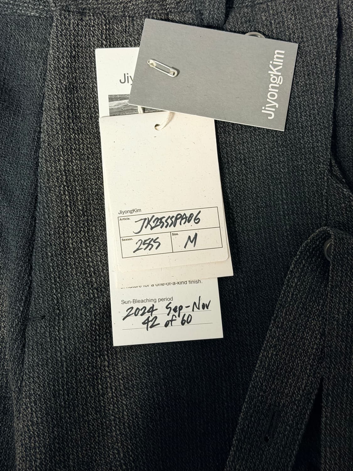 지용킴 선블리치드 스트랩 하프 트라우져 상품이미지5