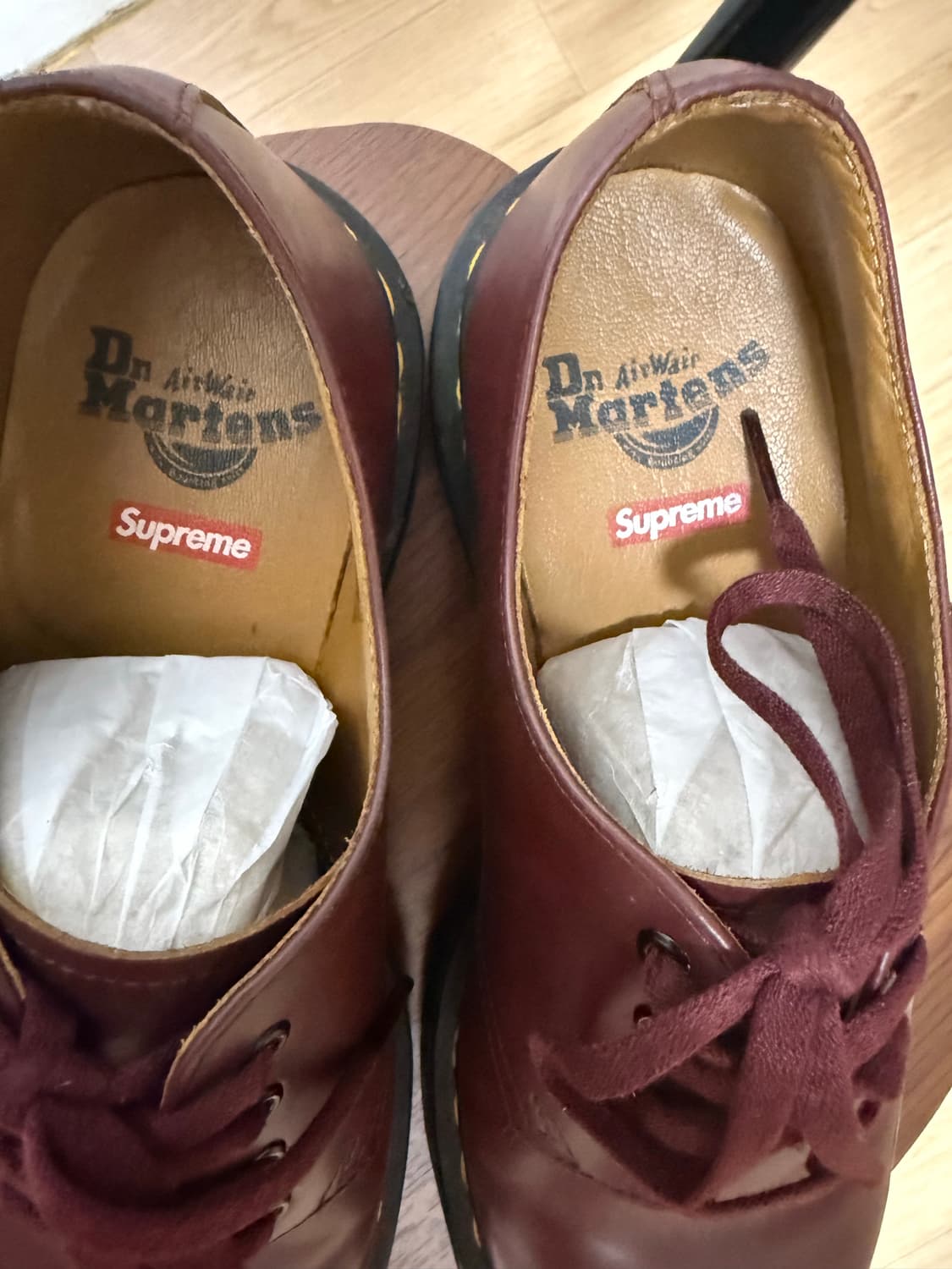 닥터마틴 x 슈프림 스미스 체리레드(4홀, 1461 쉐입) 상품이미지2