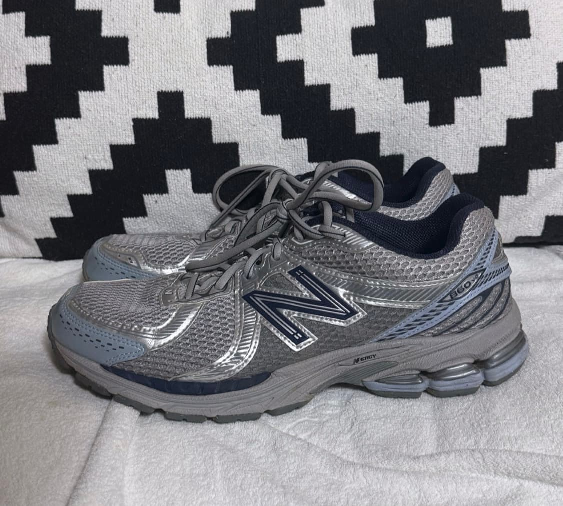 뉴발란스 860v2 아크틱 그레이 상품이미지3