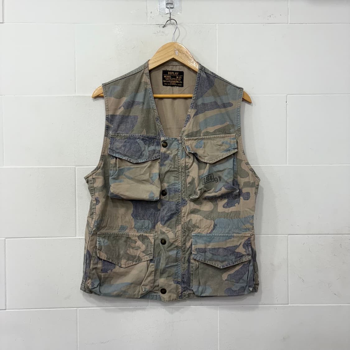 REPLAY 리플레이 카모플라쥬 밀리터리 조끼 상품이미지1