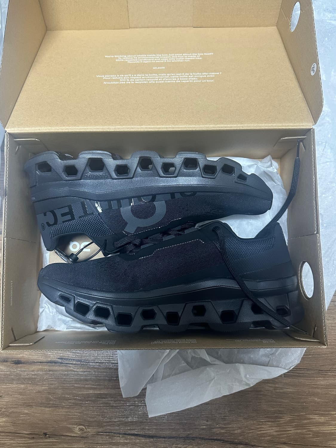 온러닝 클라우드몬스터 블랙 상품이미지1