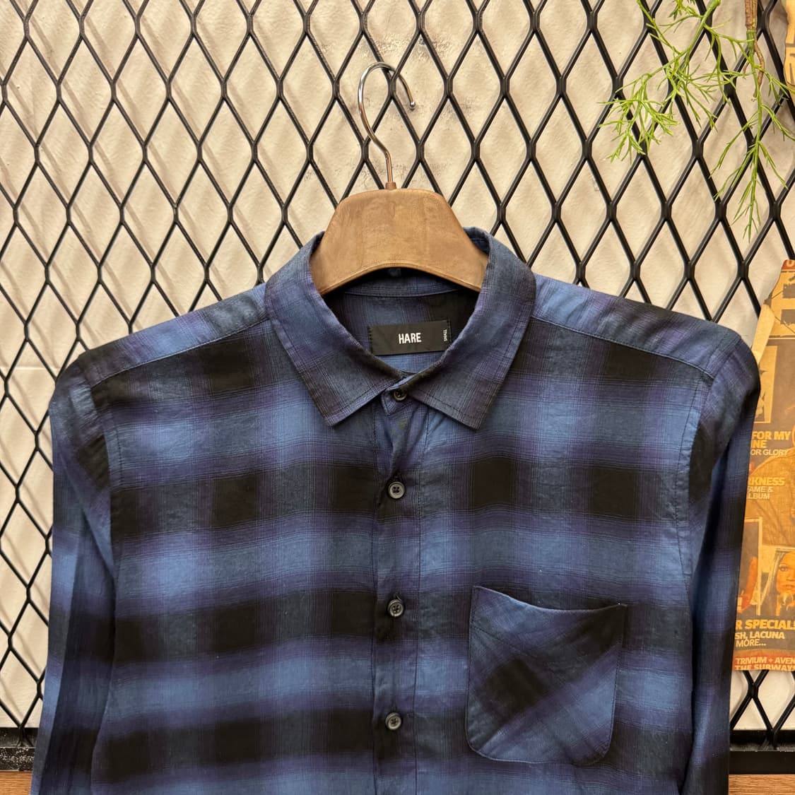 HARE 하레 옴브레 체크 셔츠 전면 원포켓 포인트 블루 블랙 상품이미지3
