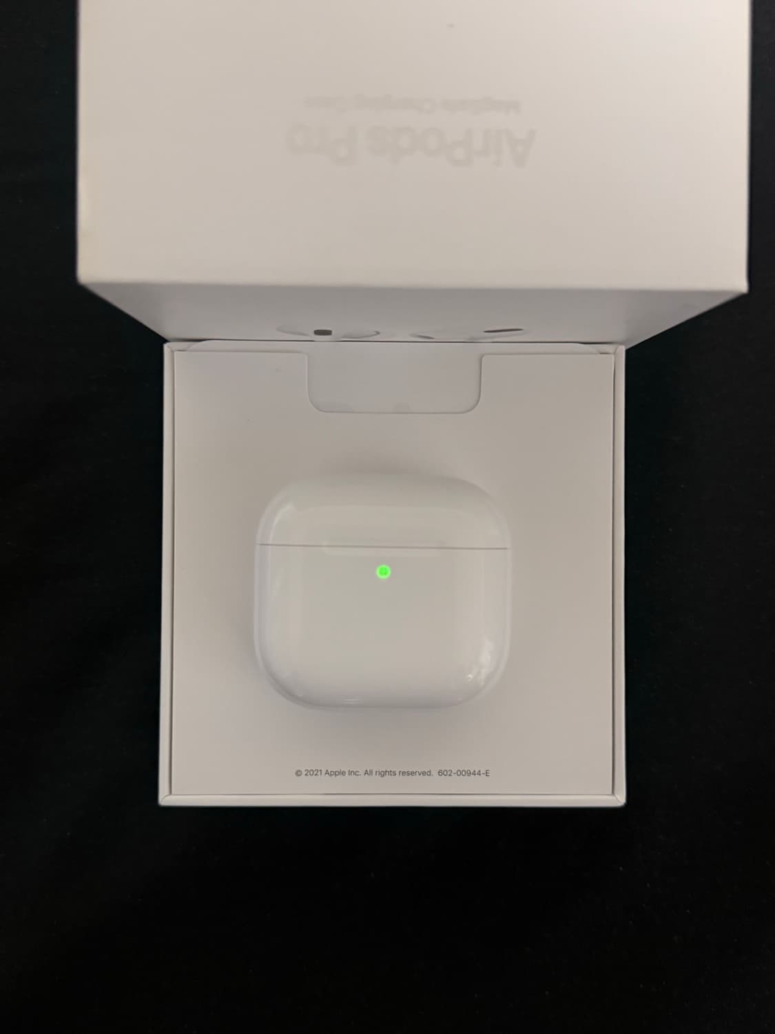 신품급 에어팟 4세대 상품이미지2