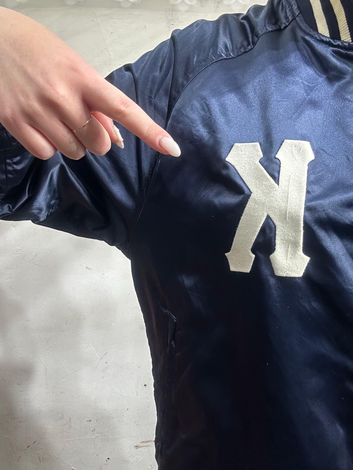 미즈노 네이비 자수 바시티 바람막이 트랙 자켓  상품이미지4