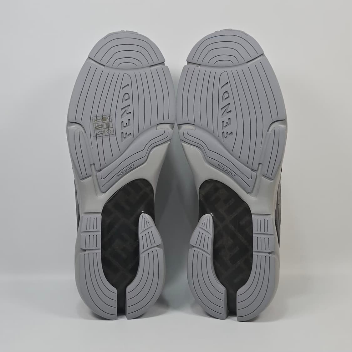 펜디 패스터 트레이너 스니커즈 ( 290 ) 상품이미지7