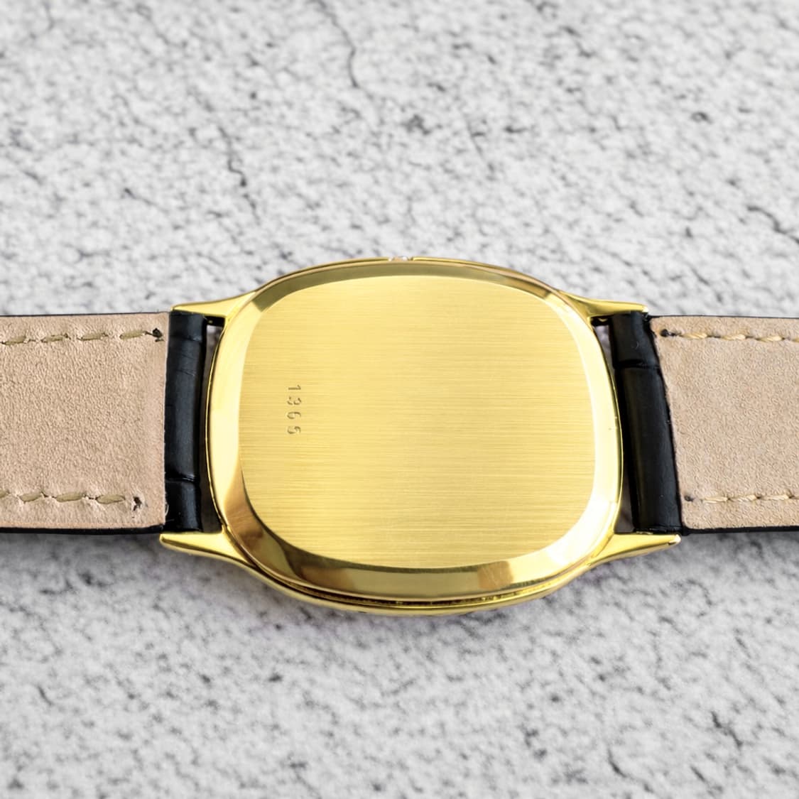 정품 오메가 엘립스 드빌 1365 쿼츠 화이트 금장 빈티지 시계 상품이미지7