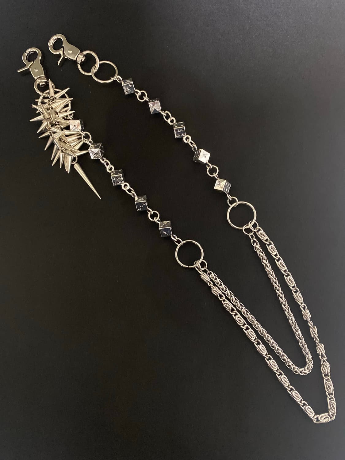 스파이크 다이스 팬츠 체인 상품이미지4