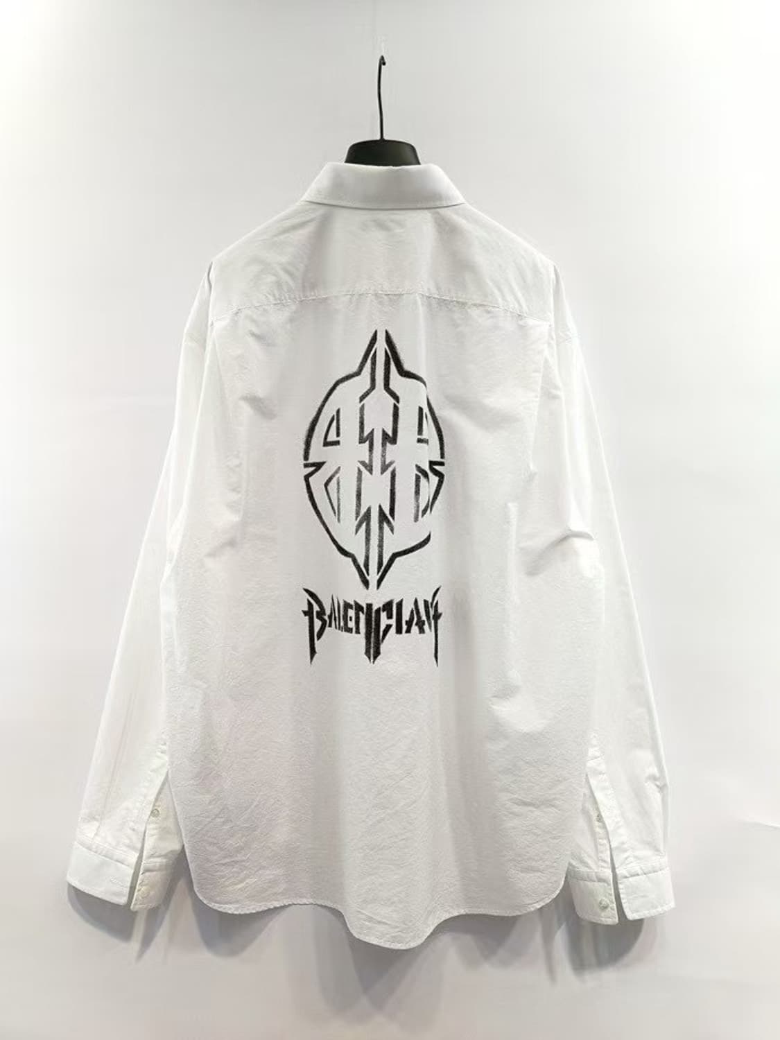 [판매] 발렌시아가 오버사이즈 로고 셔츠 - 화이트 상품이미지1