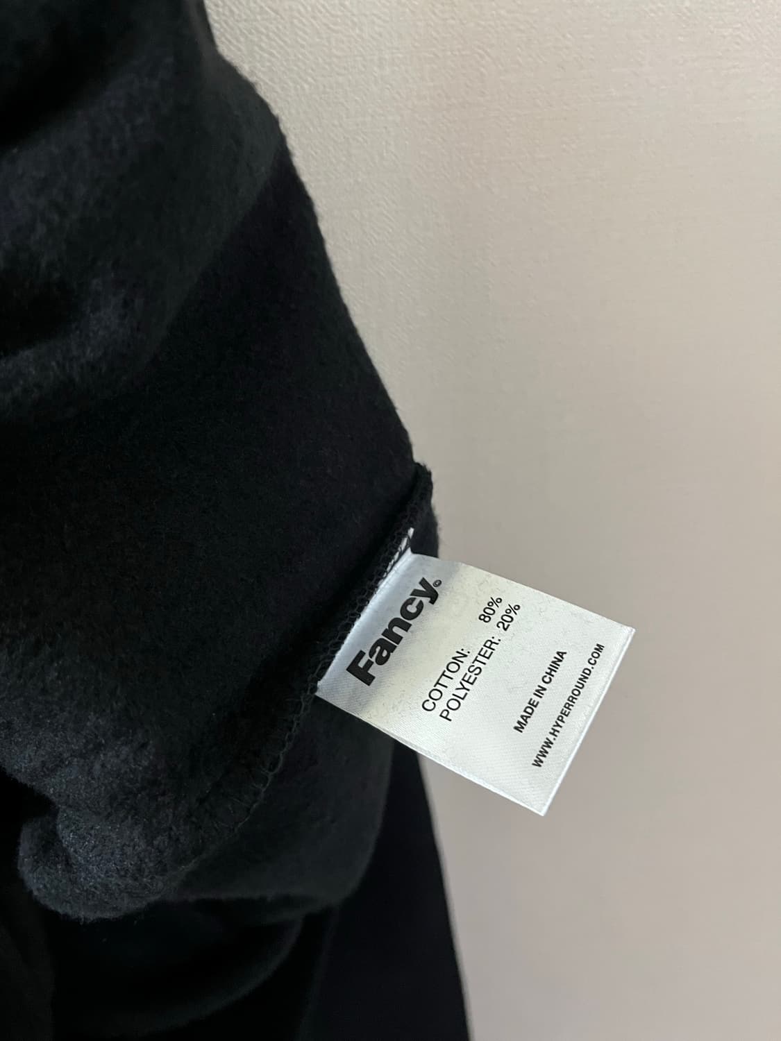 팬시클럽 블랙기모맨투맨 상품이미지5