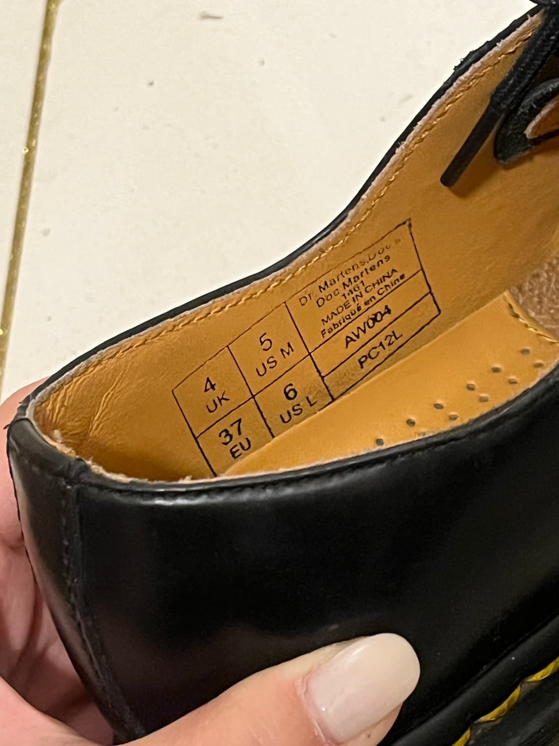 닥터마틴 1461 3홀 스무스 Uk4 상품이미지3