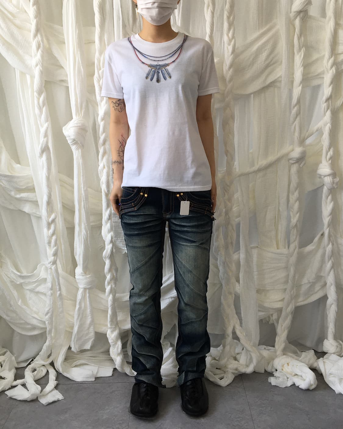 Berning sho necklace printing t shirt 상품이미지5
