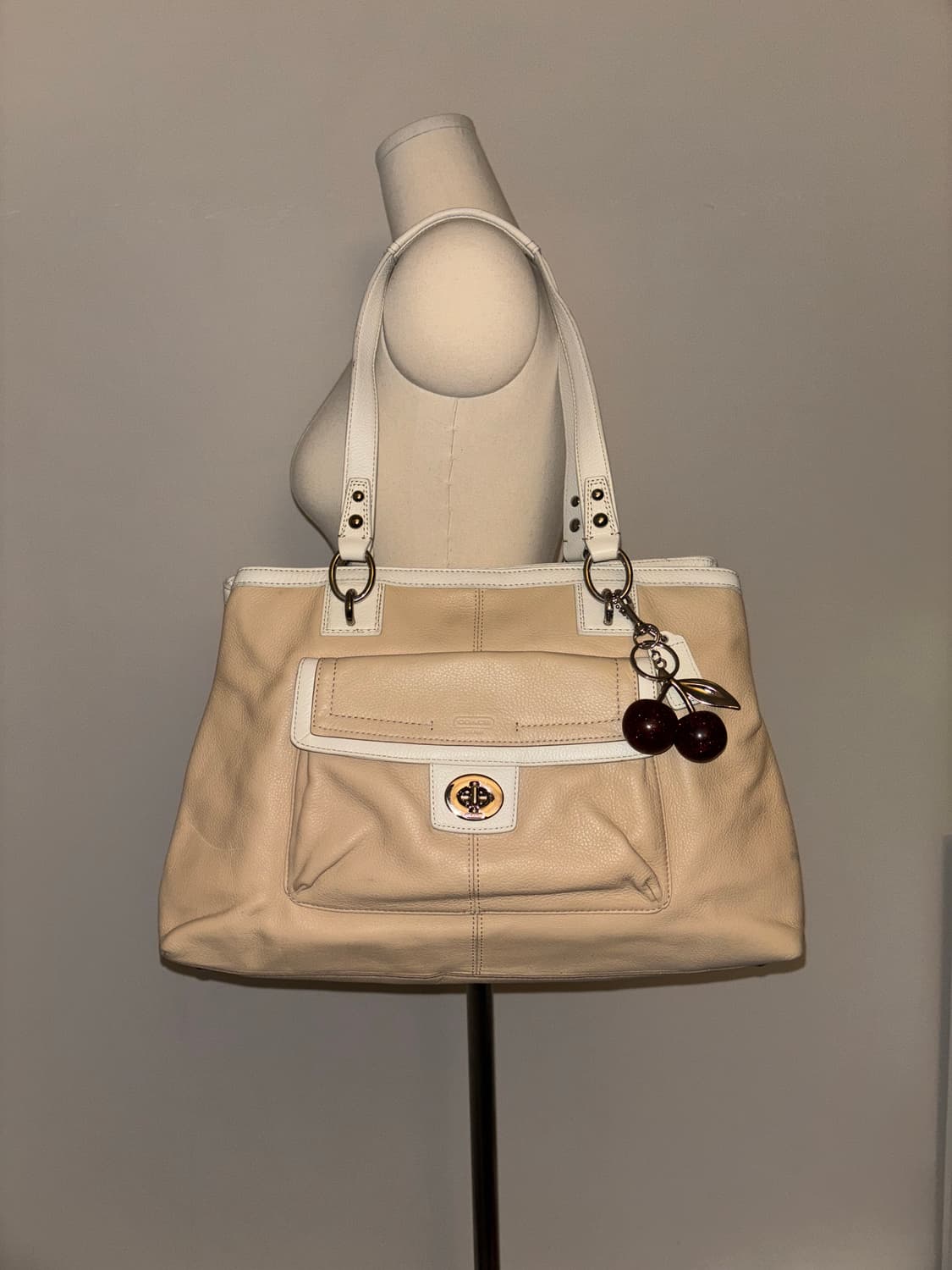 🚨연말세일🚨Coach Ivory pink vintage Bag 상품이미지1