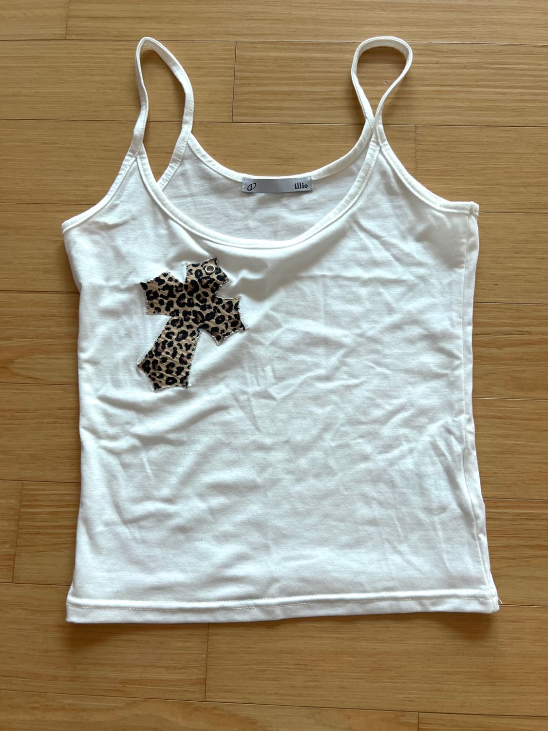(새상품) 일리오 화이트 레오파드 크로스 네크리스 슬리브리스 나시 상품이미지9