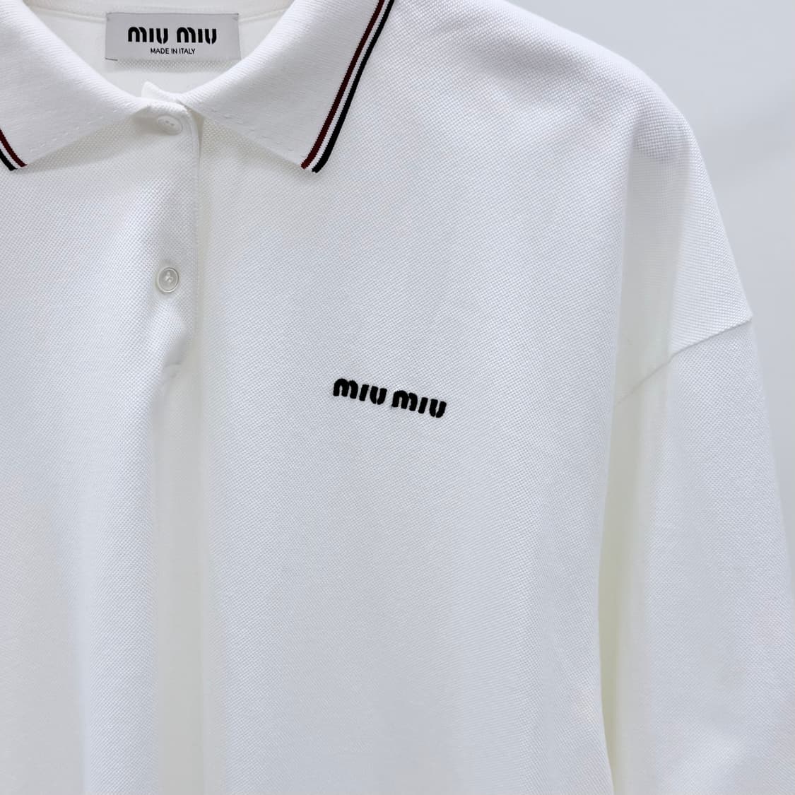 [S+급/2XL] 미우미우 폴로 긴팔 카라티 화이트 상품이미지2