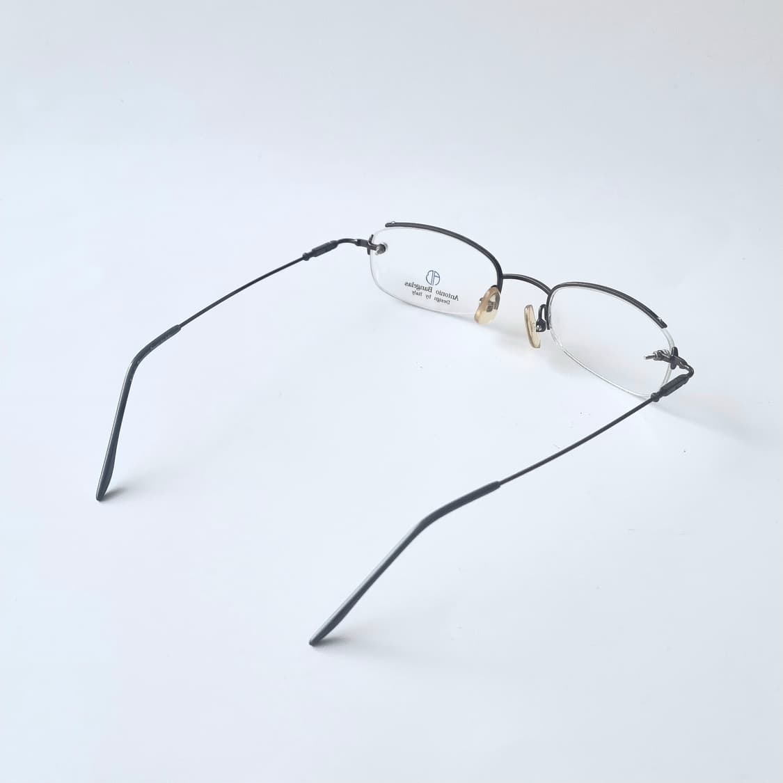 데드스탁 무테 느낌의 라운드사각 반무테 안경테  141 상품이미지6