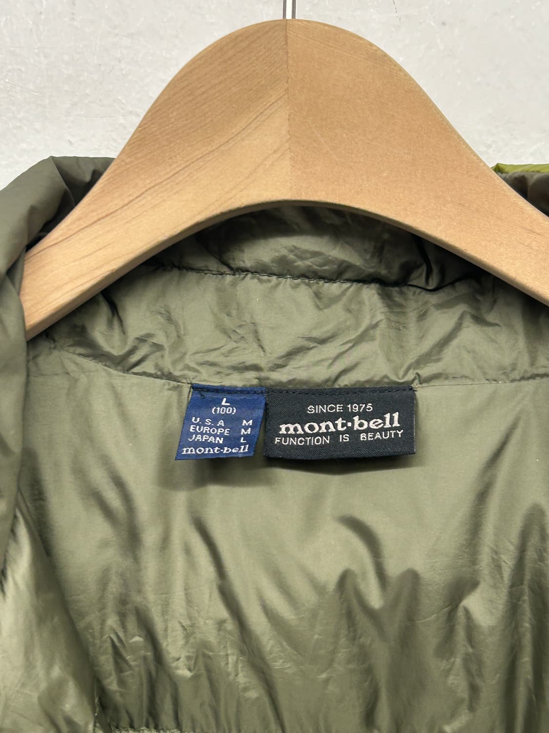 JPN 몽벨 알파인 경량 패딩 자켓 올리브색 상품이미지4