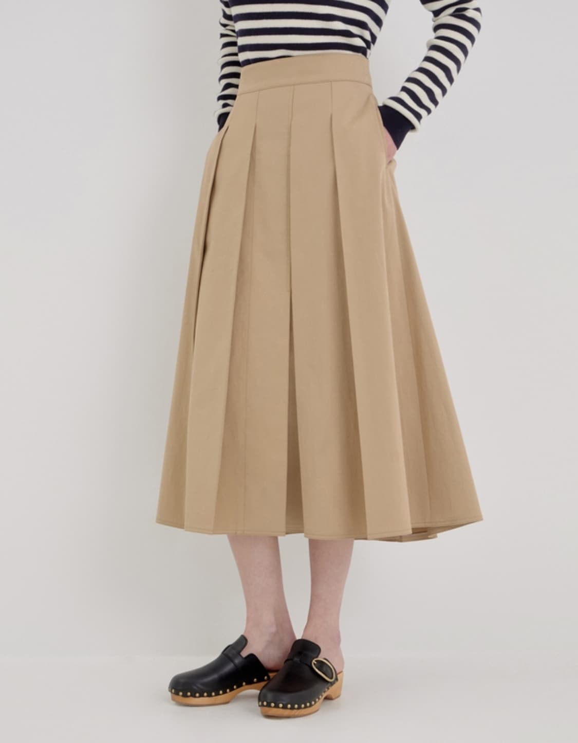 아떼바네사브루노 22FW 플리츠 스커트 36size 상품이미지2