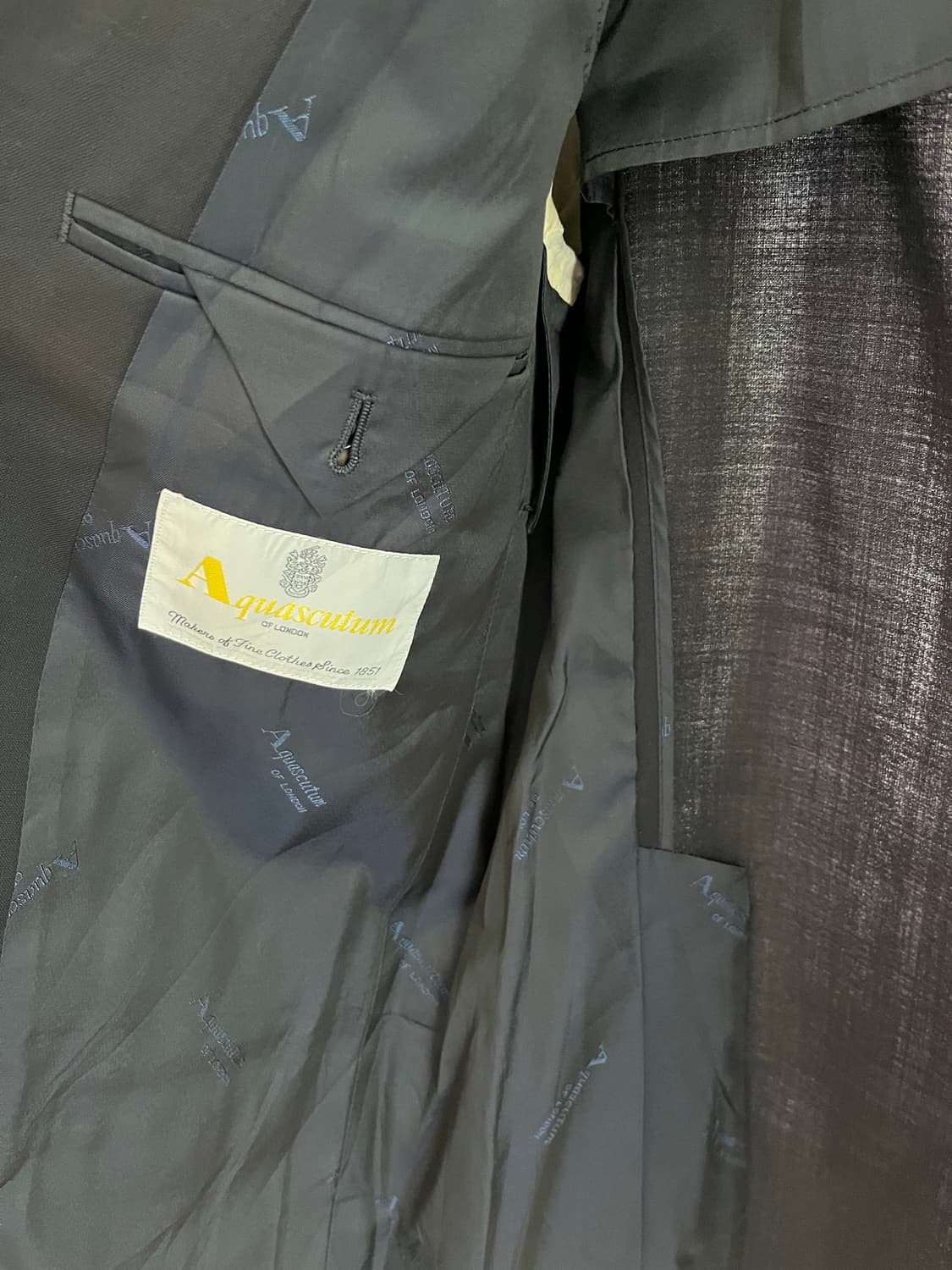 아쿠아스큐텀 네이비 클래식 자켓 상품이미지6