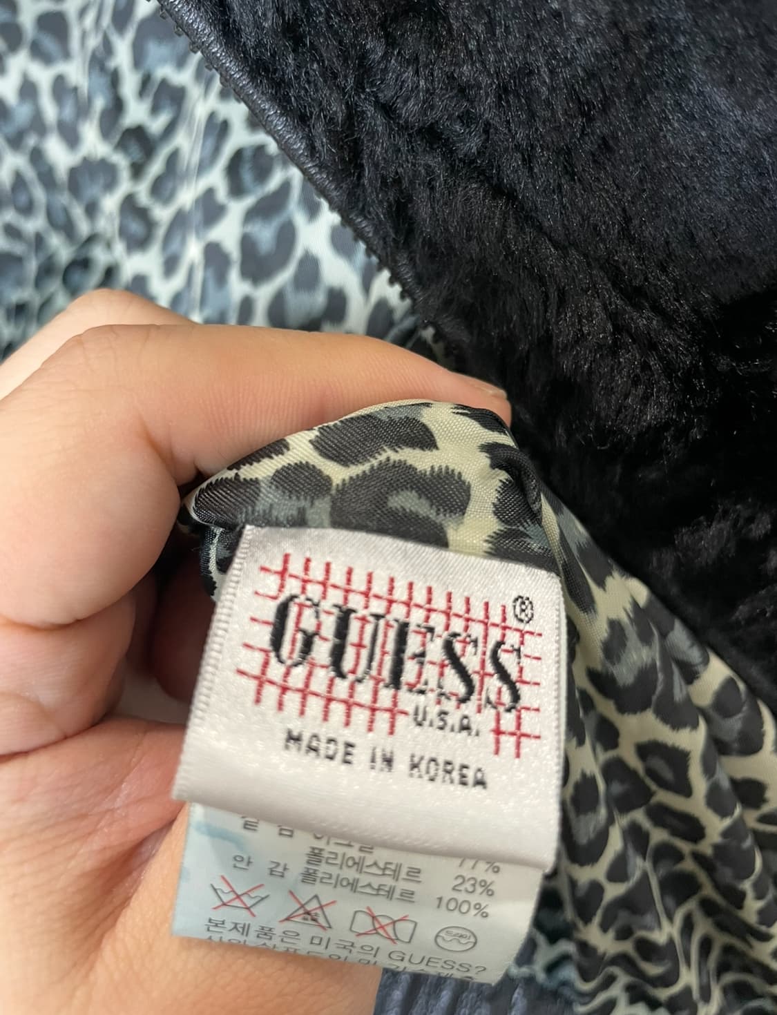 (90) guess usa 게스 y2k 퍼 자켓 상품이미지6