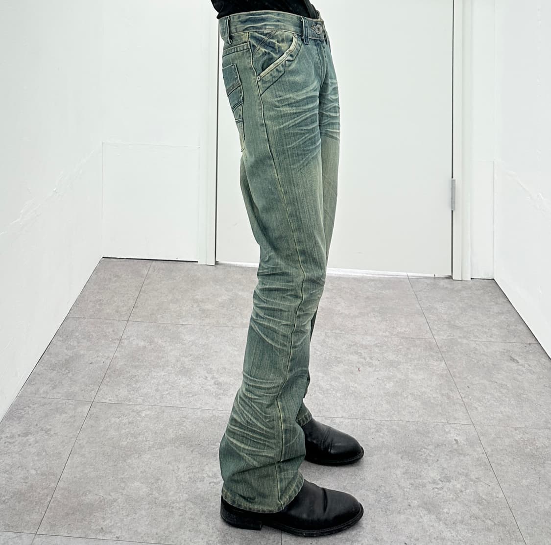 Vintage Faded lines Washing Jeans 상품이미지1