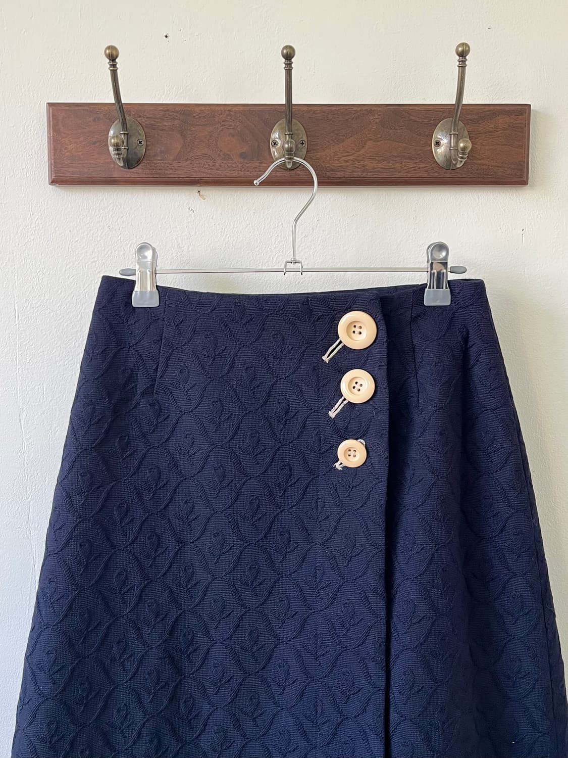 BRUNETTE 실루엣 플라워 랩 스커트 상품이미지2