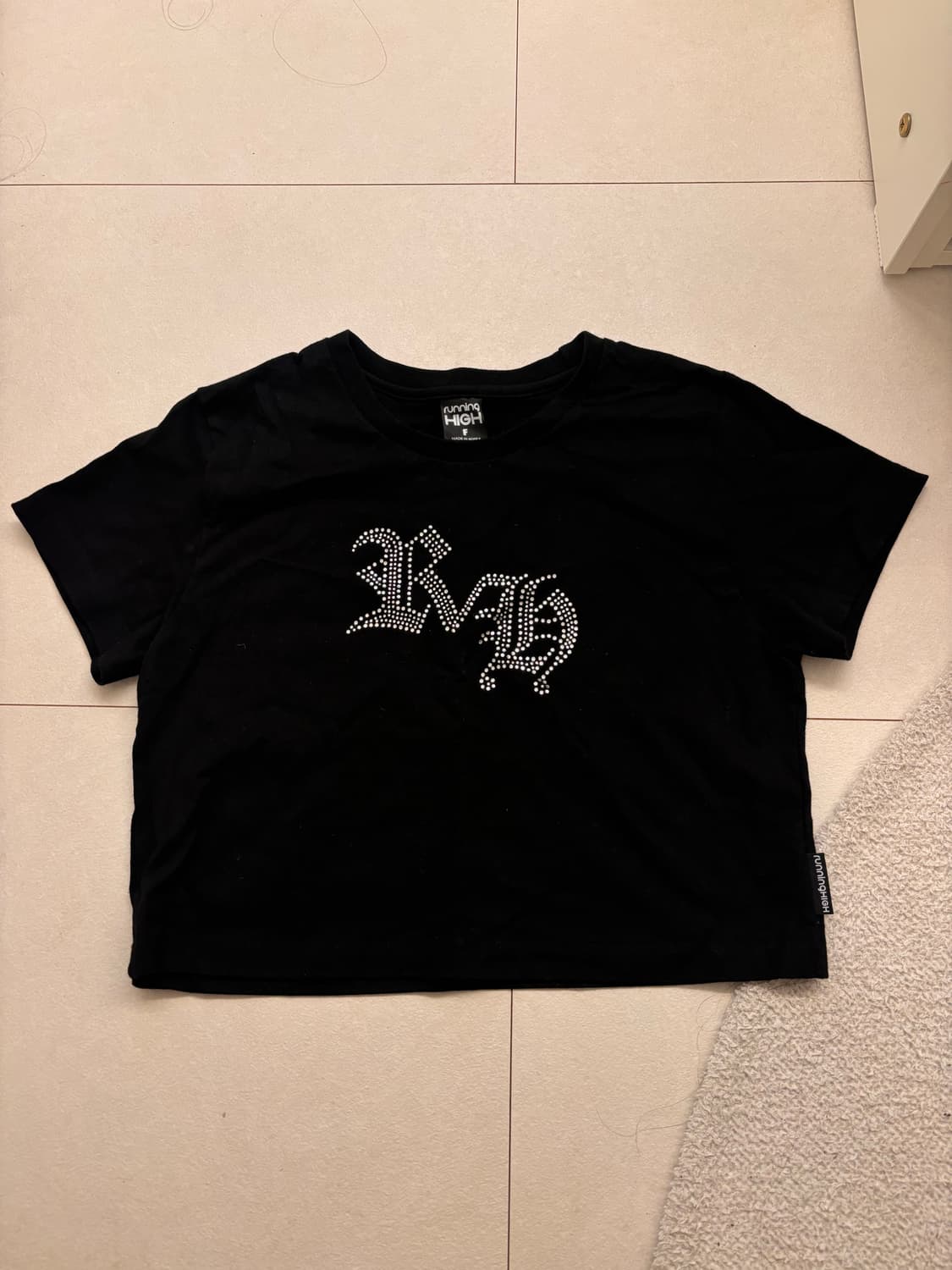 러닝하이 크롭반팔티 상품이미지1