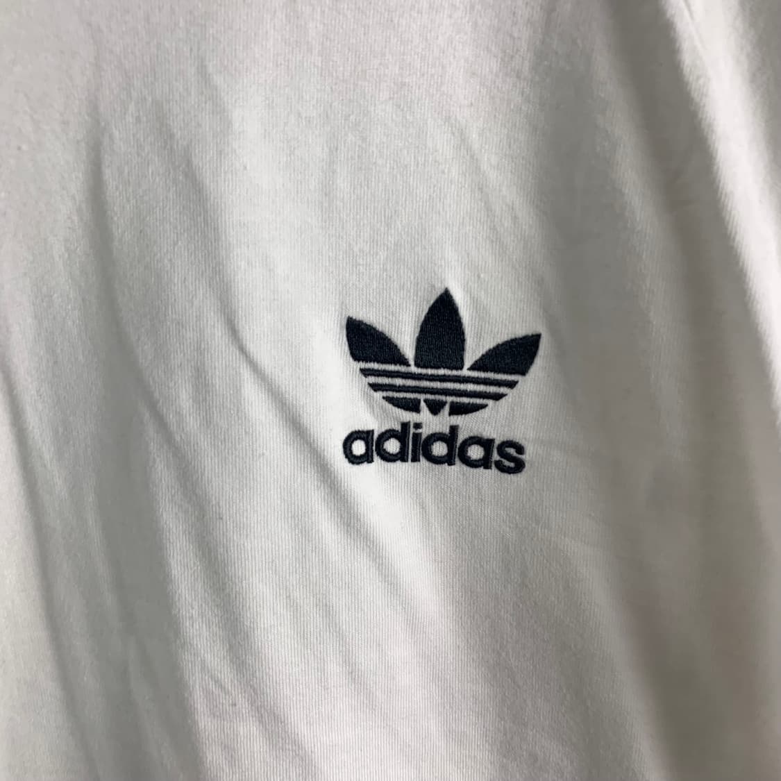 아디다스 화이트 사이드라인 롱슬리브 긴팔티 상품이미지3